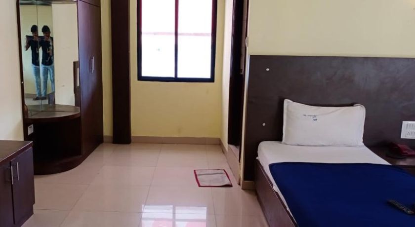 Hotel Happy Rooms in Hyderabad