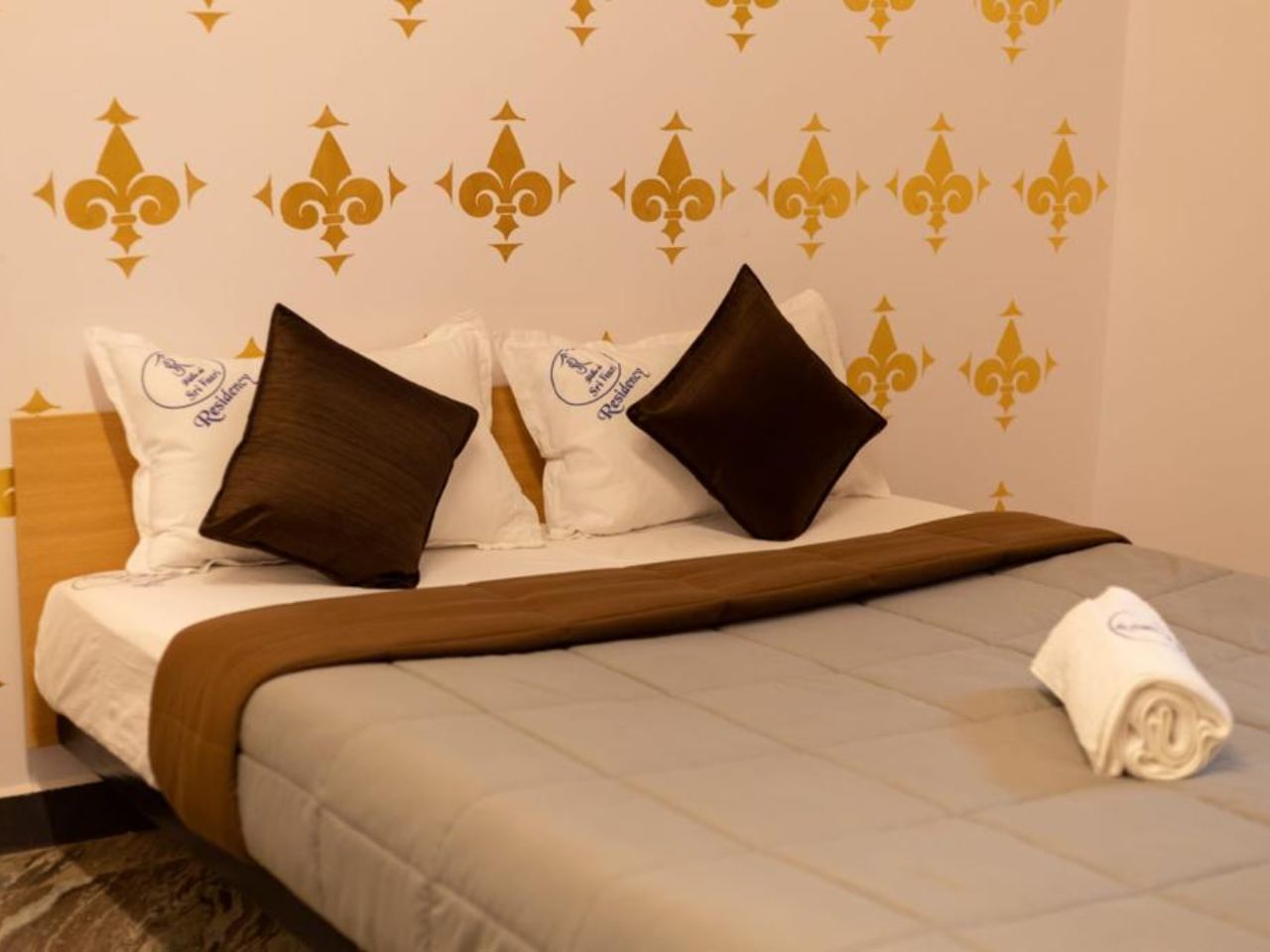 Villa De Srivaari Residency  in Pondicherry