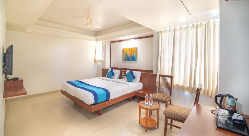 Hotel Monarch Montvert in Pune