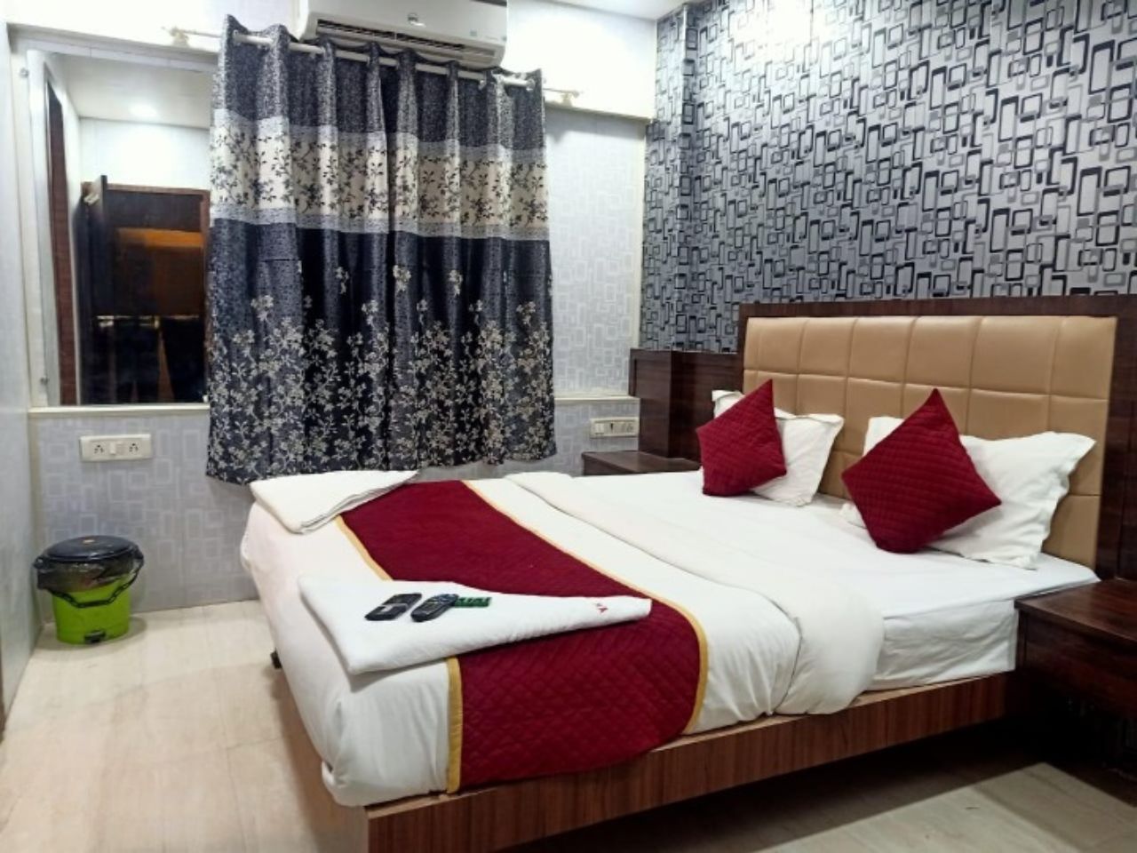 Hotel Yashoda Residency in Mumbai