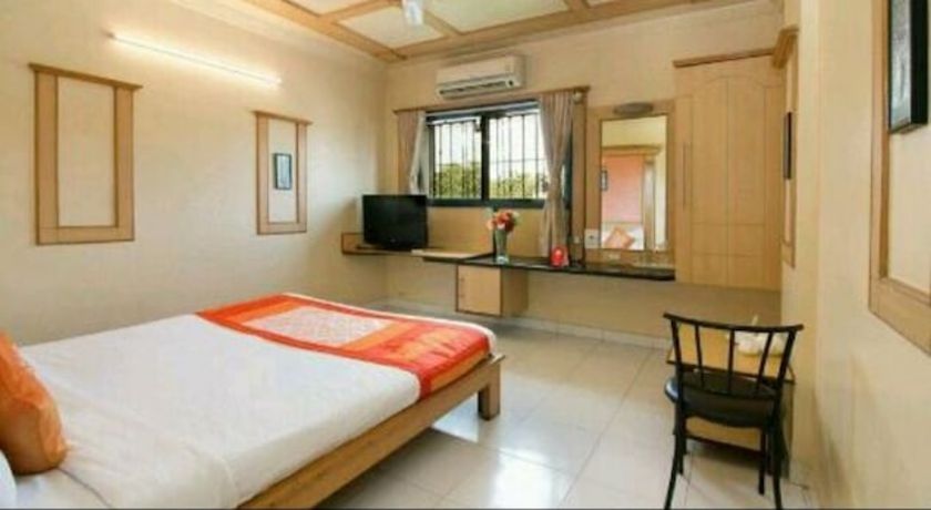 Hotel Suraj Classic in Pune