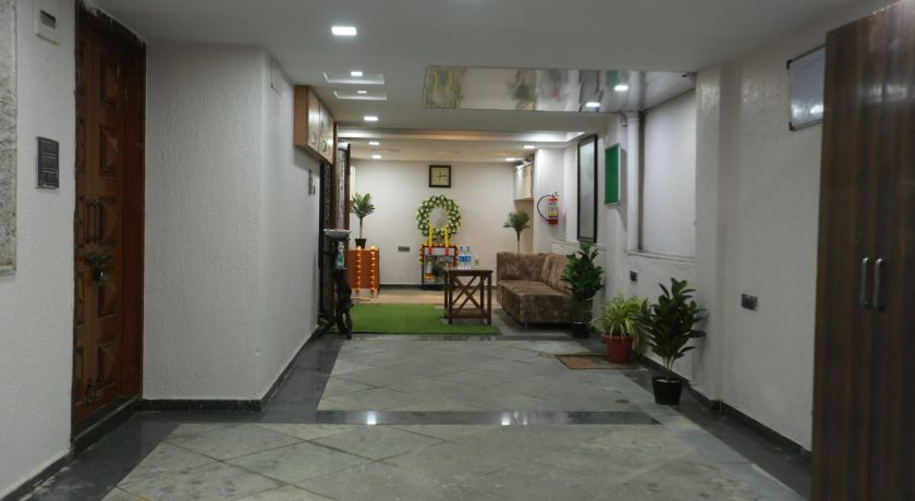 Hotel Villa Residency in Navi Mumbai