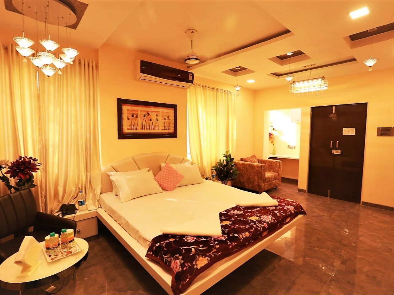 Hotel Villa Residency in Navi Mumbai