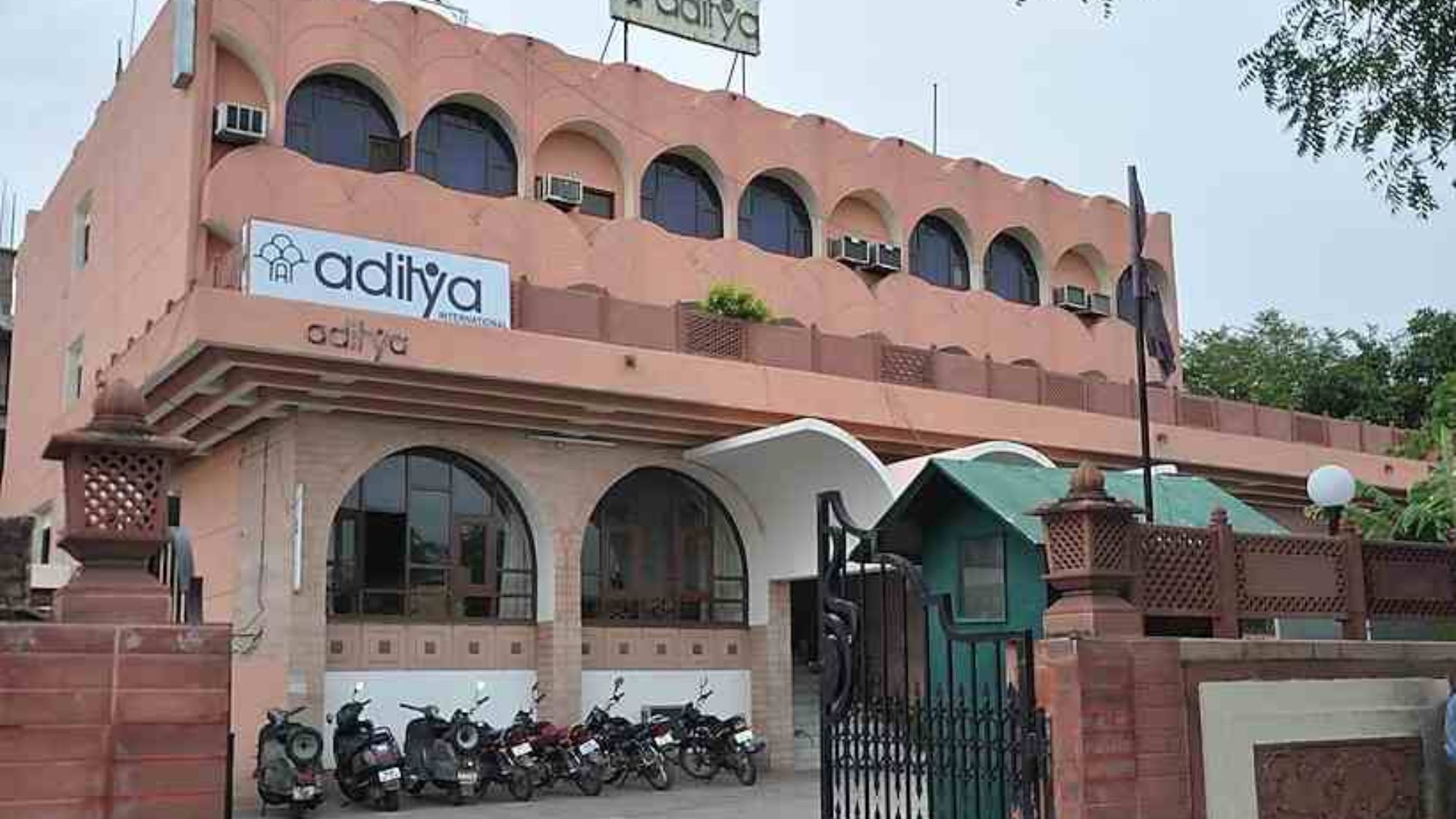 Hotel Aditya in Jaipur