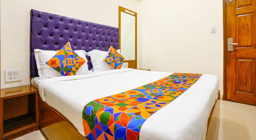 Hotel Cruz Royale International in Mumbai