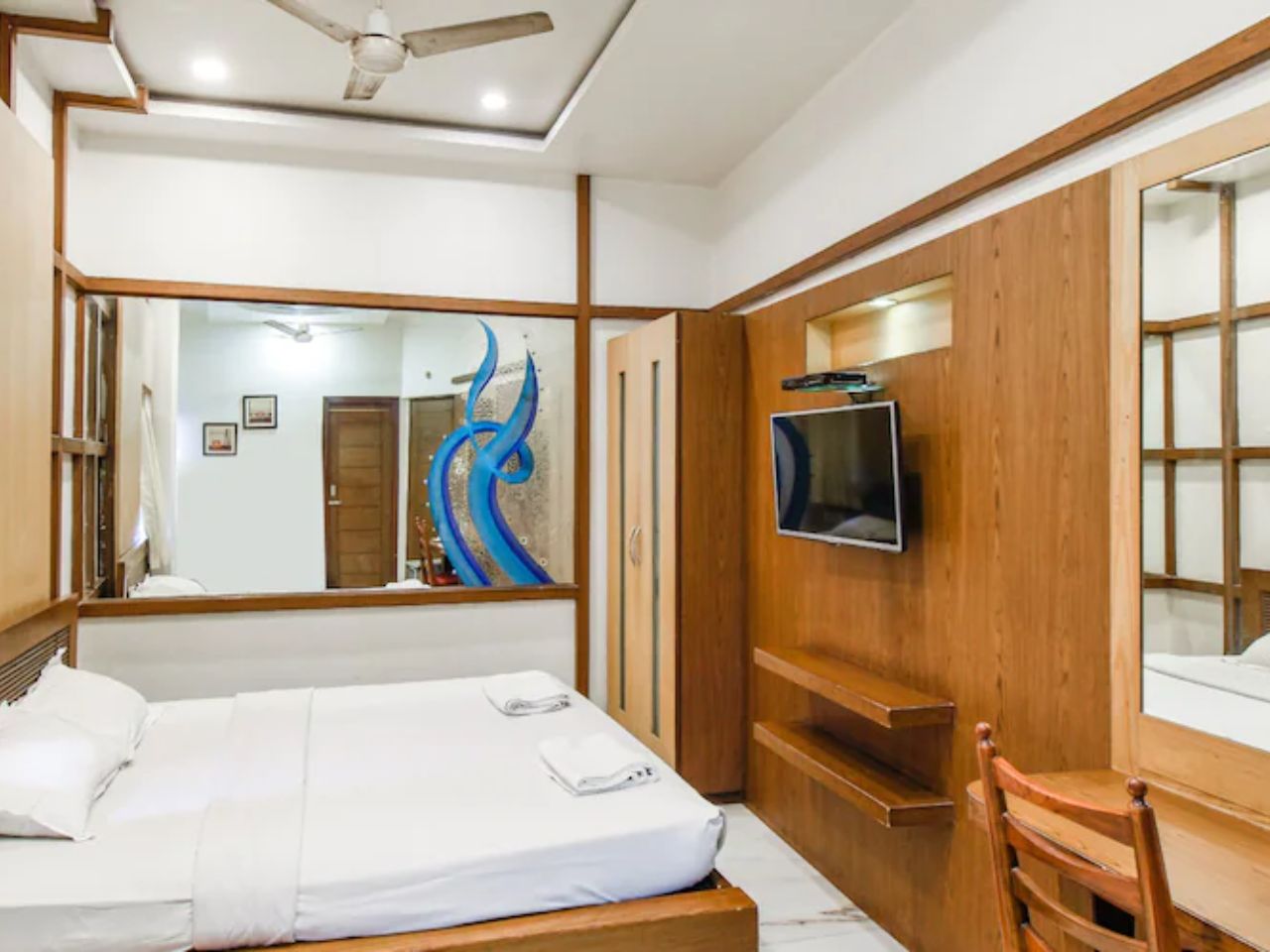 Hotel Aston in Kolkata