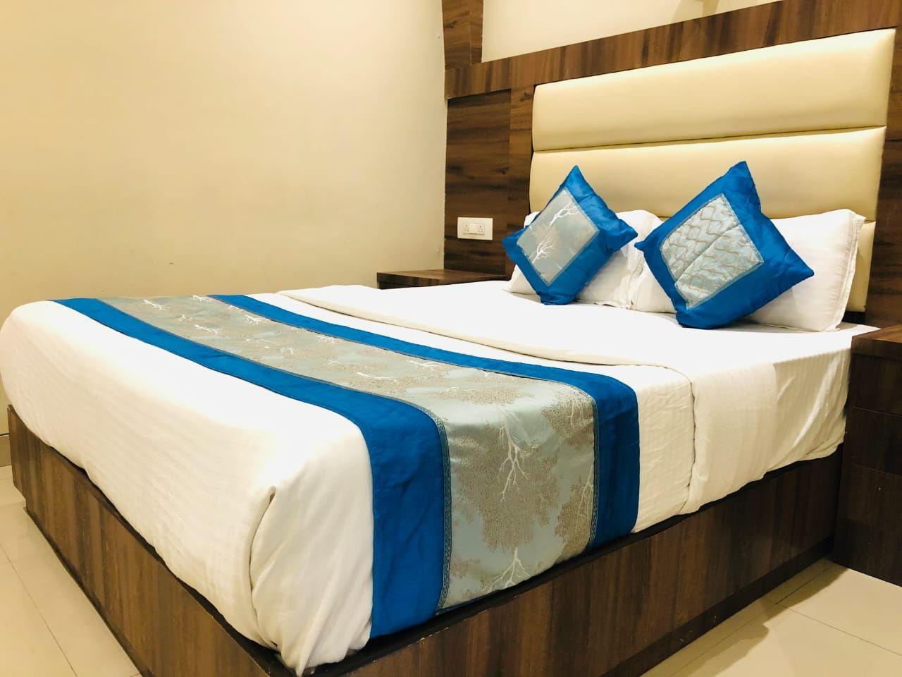 Hotel Welcome Inn in Mumbai