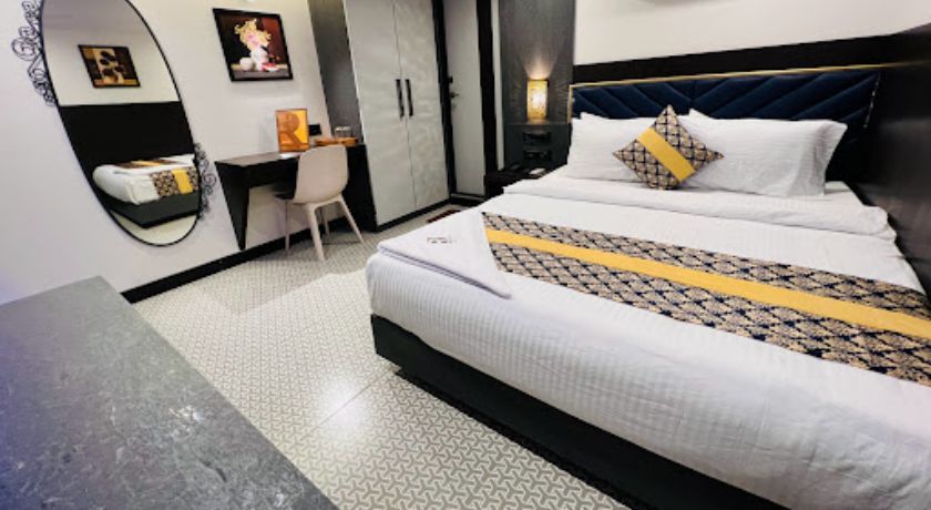 Hotel Rich in Mumbai