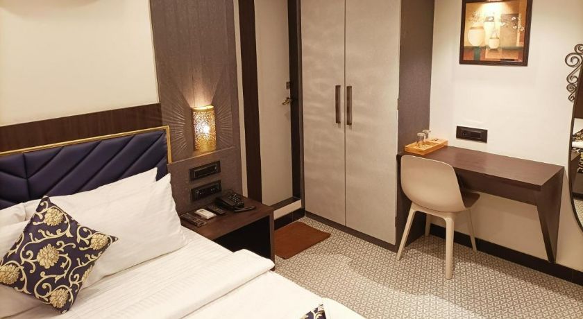 Hotel Rich in Mumbai