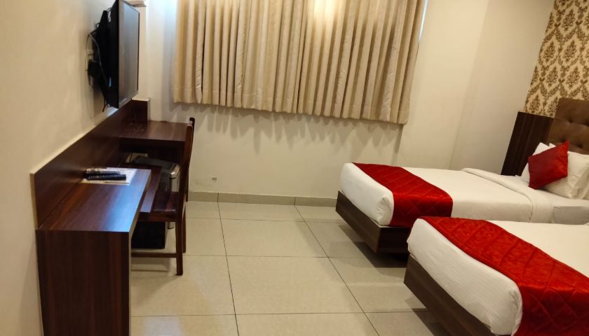 Golden Amulya Rest Wings in Bangalore