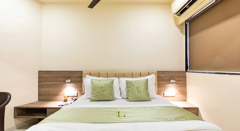 Hotel Samrath in Mumbai