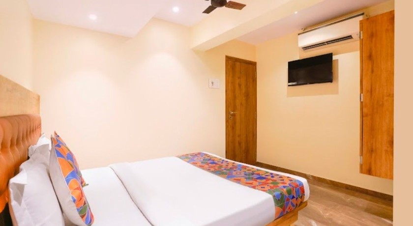Hotel Samrath in Mumbai