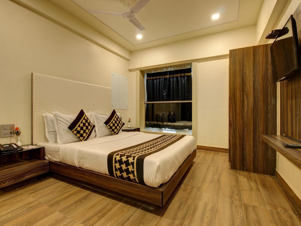 Hotel Mumbai House Juhu in Mumbai