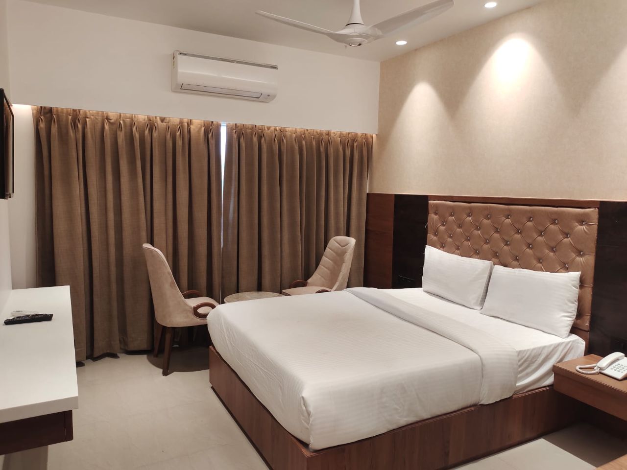 Shree Inn - Tamanna Hotels in Pune