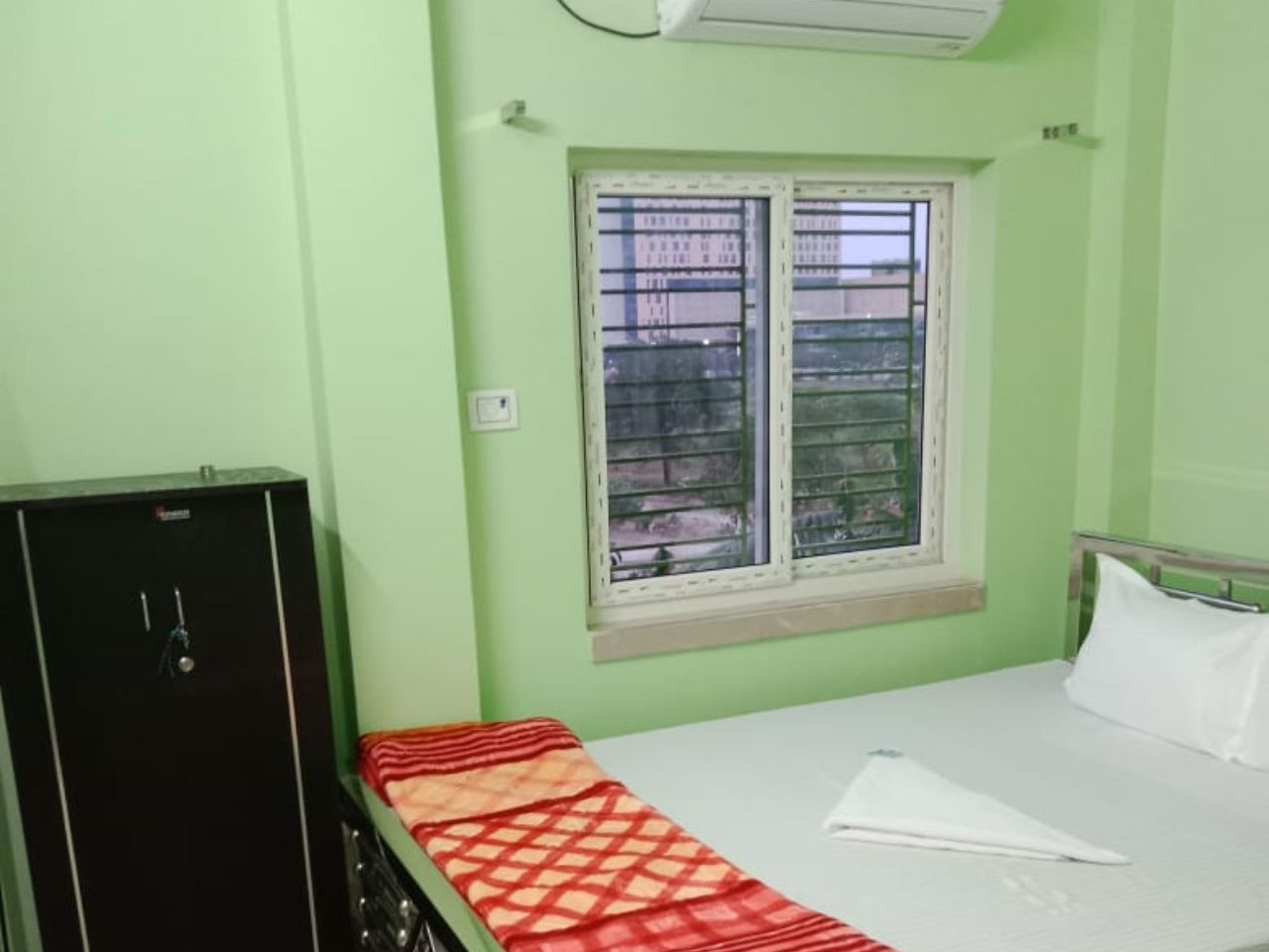 Eco Plaza Inn in Kolkata