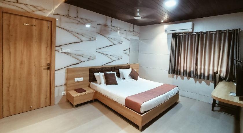 Hotel Prasad NX in Mumbai