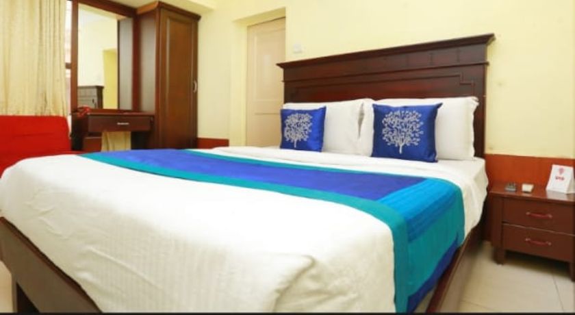 Malabar Plaza SA Road  in Kochi