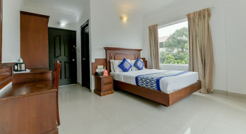 Hotel Centre Point in Kochi