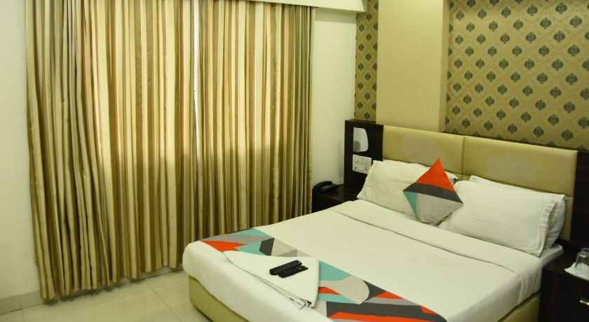 Hotel Aqua Galaxy in Mumbai