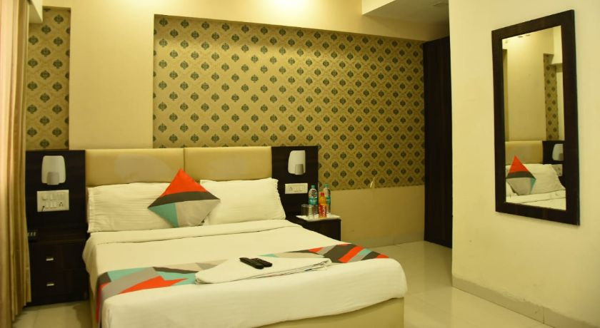 Hotel Aqua Galaxy in Mumbai