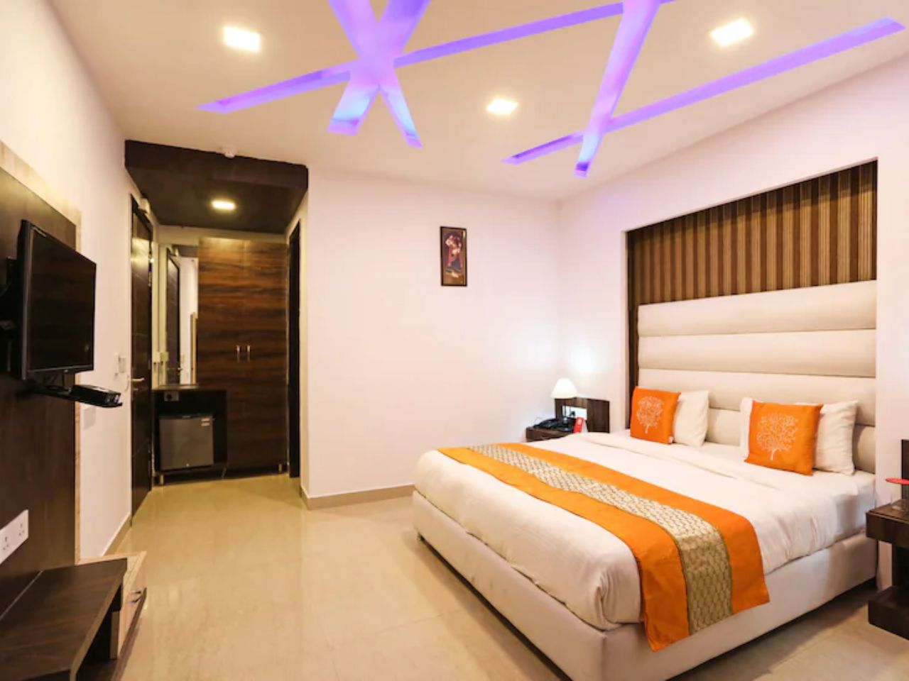 Hotel Park Residency in Delhi