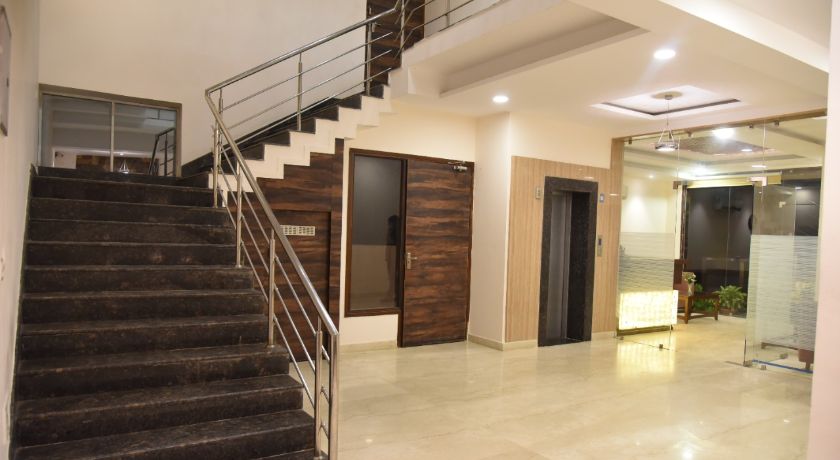 Hotel Avasa Inn in Lucknow