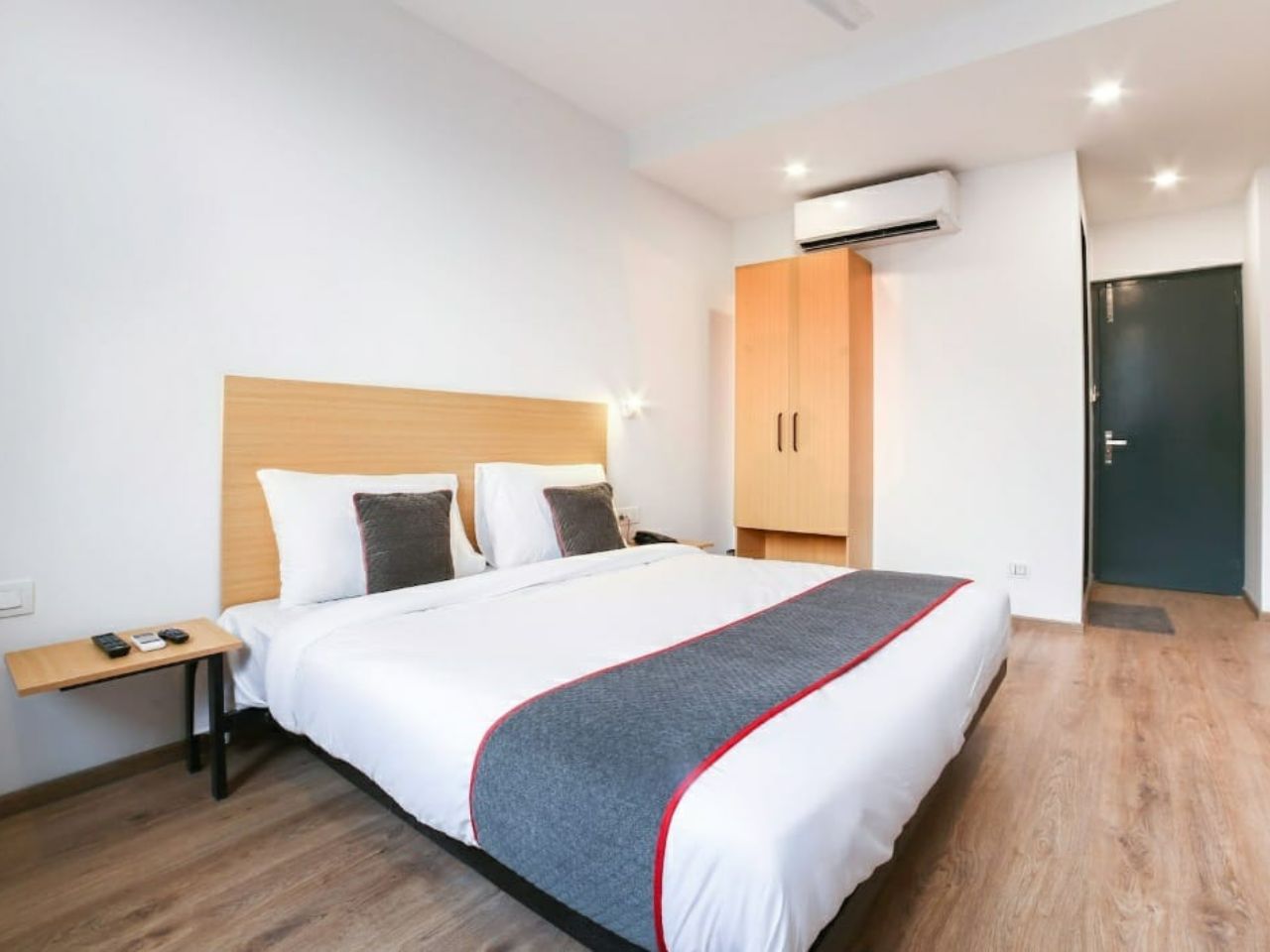 Hotel Green County in Thane