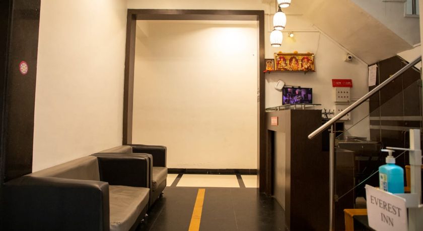 Hotel Everest Inn in Pune
