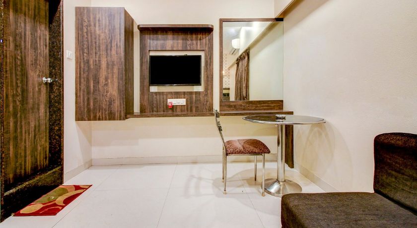 Hotel Lotus Residency in Mumbai