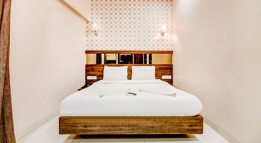 Hotel Lotus Residency in Mumbai