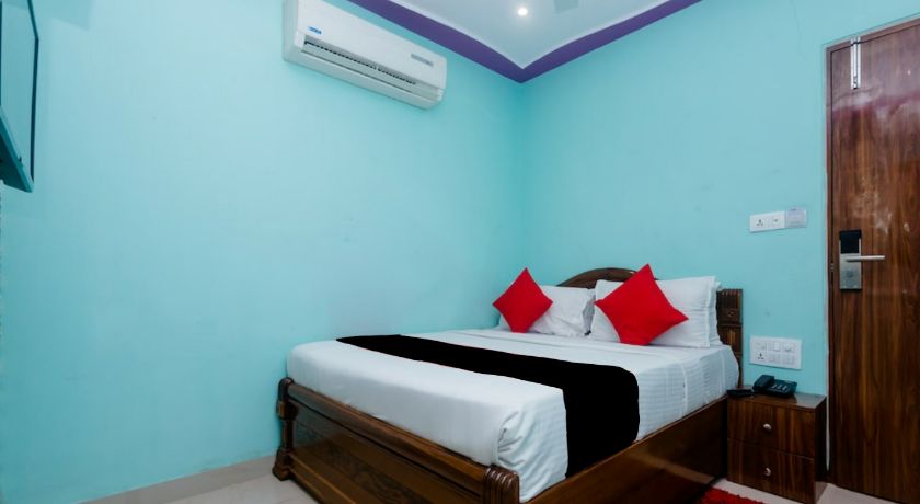 Hotel New Aadya International in Mumbai