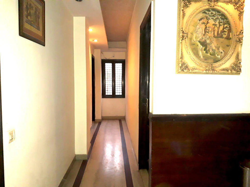 Karat 87 Hotel in Delhi