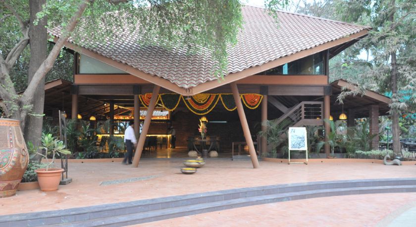 Sai Palace Hotel And Gardens in Mumbai