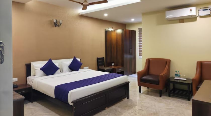 Hotel Eshanya Comforts in Bangalore