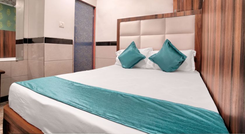 Hotel Tip Top Residency in Mumbai