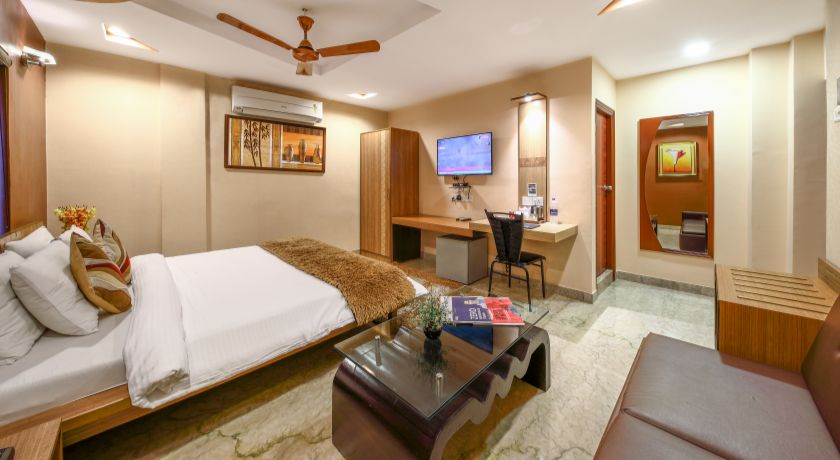 Hotel Narayani Enclave in Kolkata