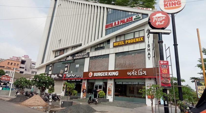 Hotel Phoenix in Ahmedabad