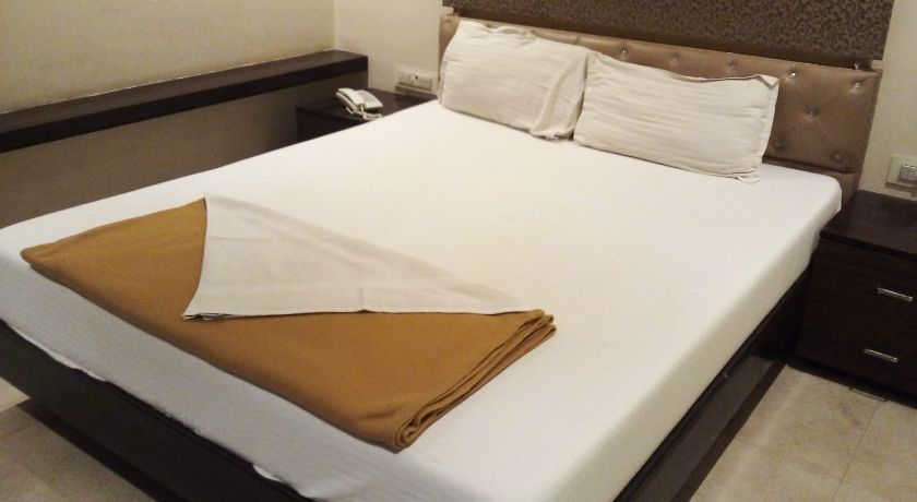 Hotel Hill View in Vasai