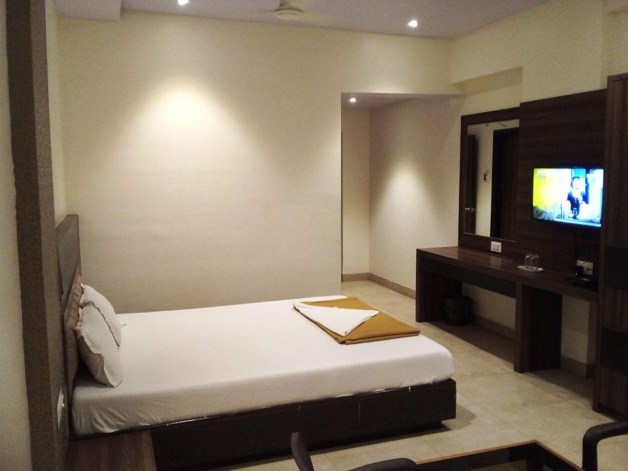 Hotel Hill View in Vasai