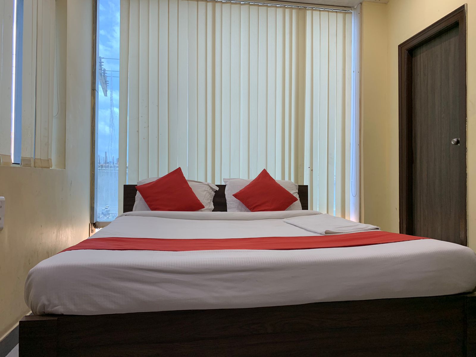 Cafe Bahar - Alekya Residency Rooms in Hyderabad