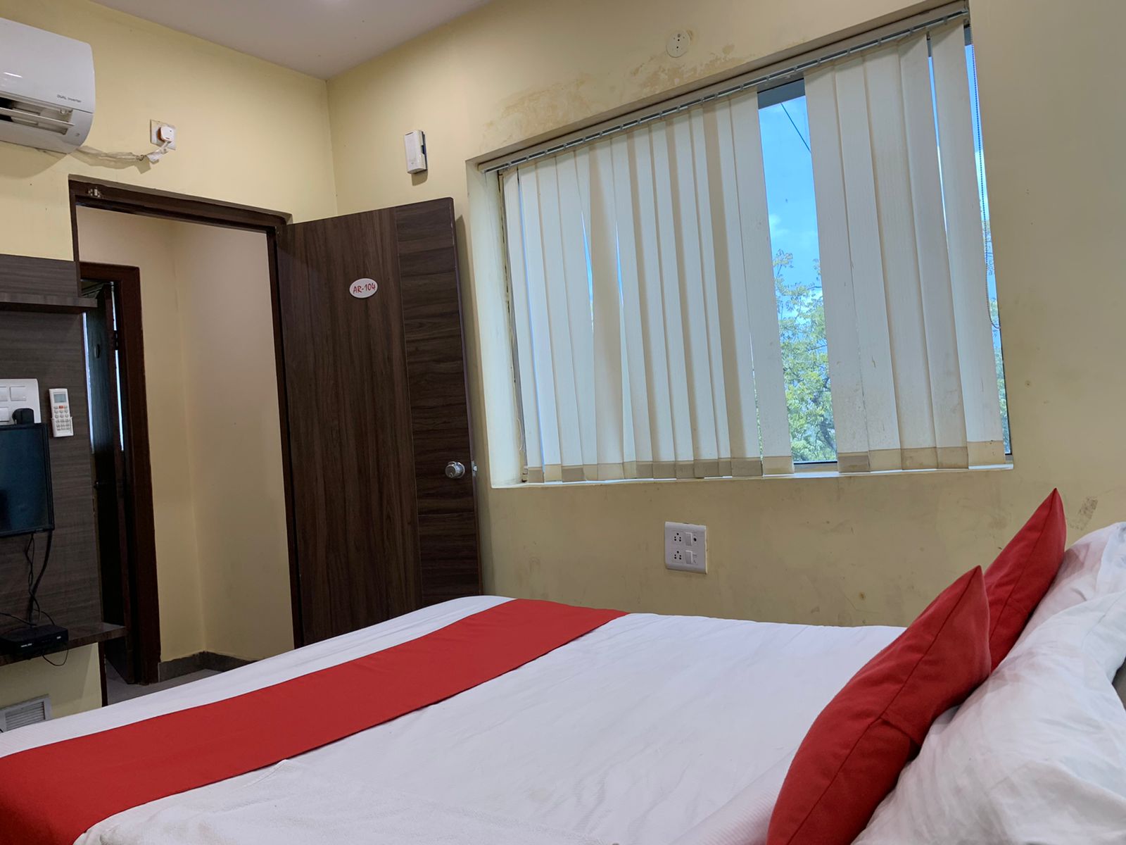 Cafe Bahar - Alekya Residency Rooms in Hyderabad