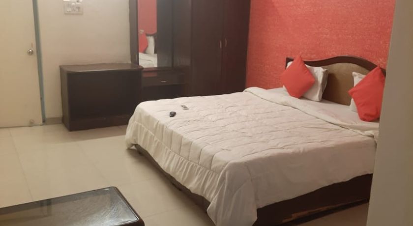 New Pride Banjara Hotel in Hyderabad