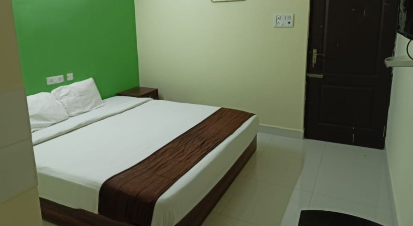 Green Tree Hotel in Chennai