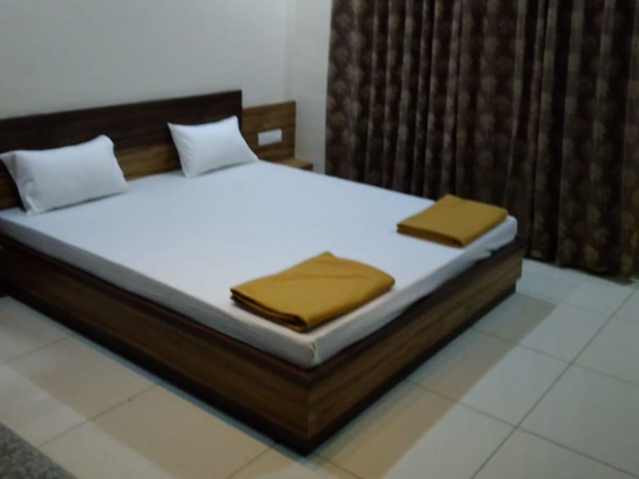 Hotel Lakhdatar Inn in Shegaon