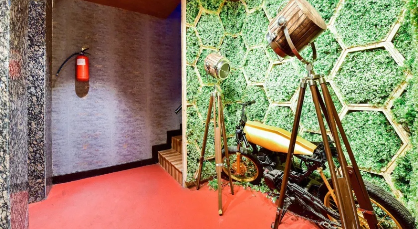 Hotel Queens Hub in Jaipur