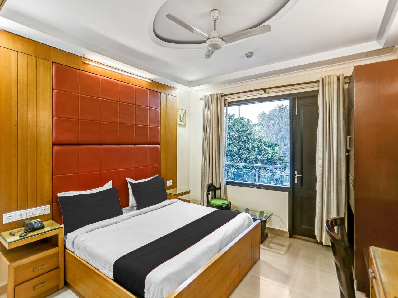 Signature Plaza in Delhi