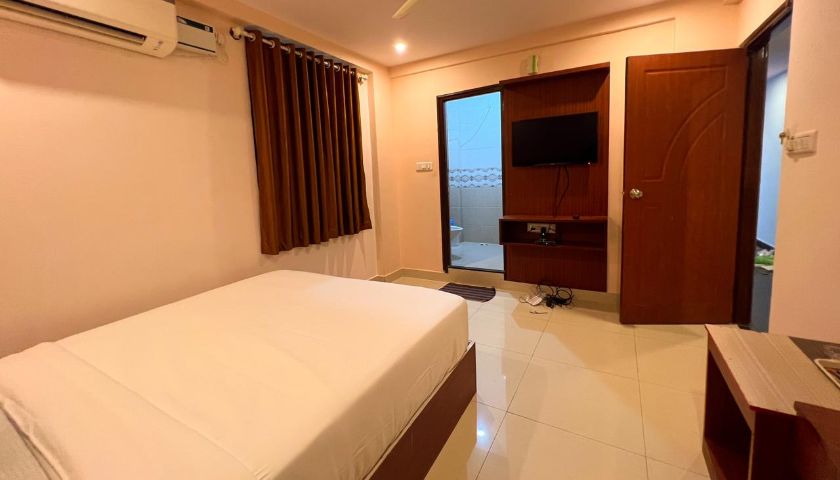 Hotel Intourist by Agira Hotels in Bangalore
