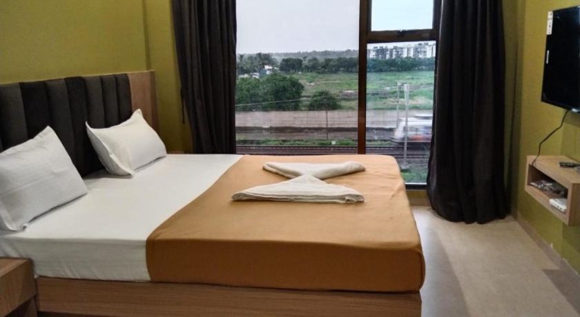 Hotel Sai Aakanksha in Vasai