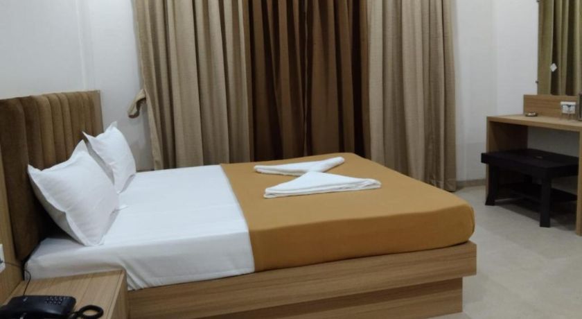 Hotel Sai Aakanksha in Vasai