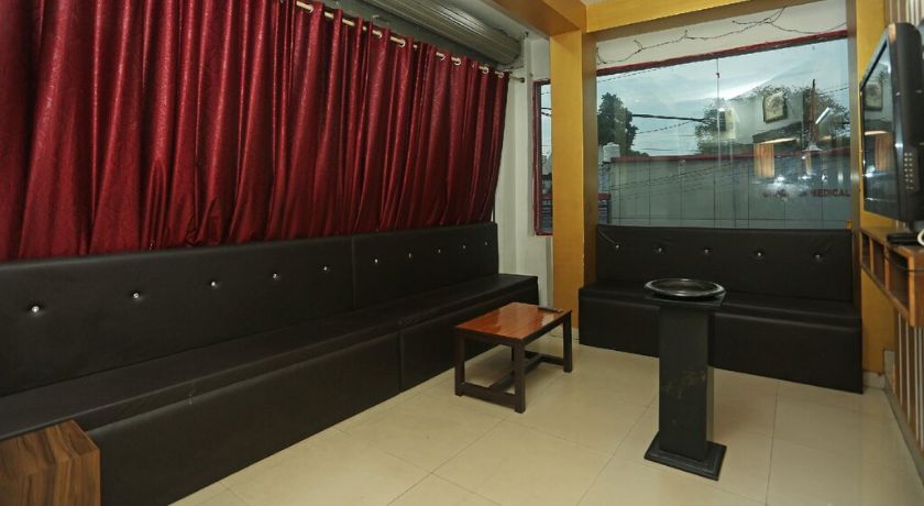 Hotel Osaka Taj in Agra